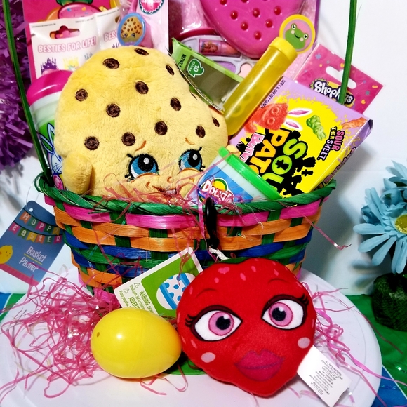 Sopkins Fun Easter Basket with Kooky Cookie Plush - Picture 5 of 8
